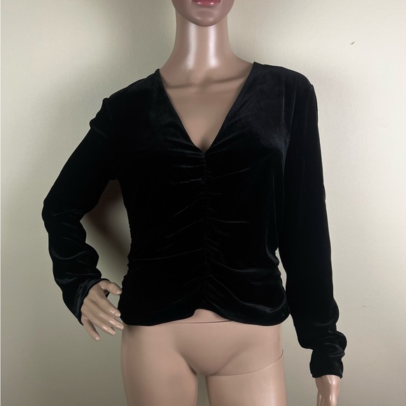 NEW VERONICA BEARD BLACK RUCHED VELVET TOP - Picture 2 of 11